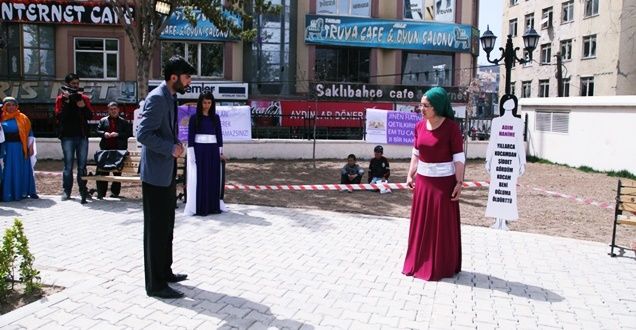 VAN’DA “KADINA YÖNELİK ŞİDDETE SON” ETKİNLİĞİ - VAN HABERLERİ