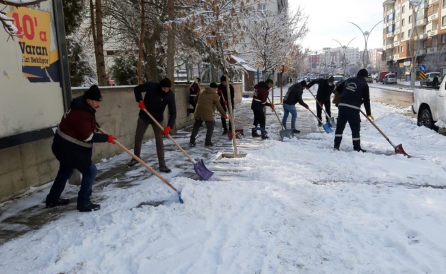 Van’da karla mücadele çalışması