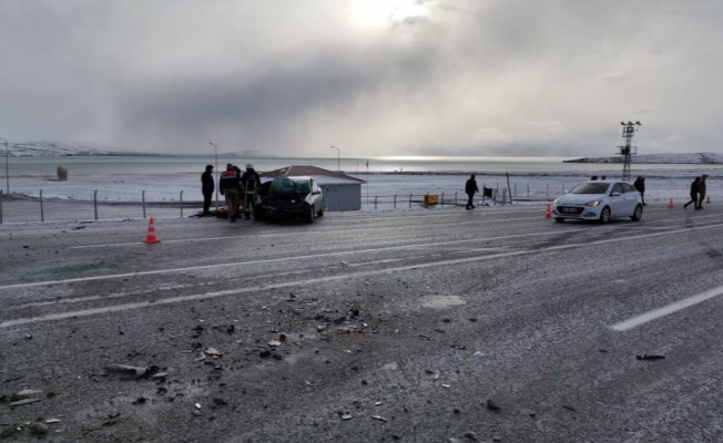 Van'da trafik kazası: 1 ölü, 2 yaralı