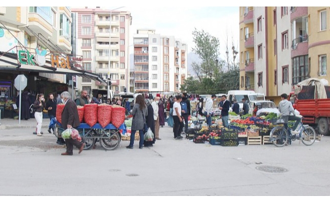 Van’daki pazarcıların ‘Kapalı Semt Pazar’ talebi sürüyor!