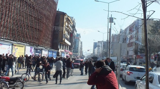 Van Cumhuriyet Caddesi'nde Kanlı Olay