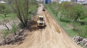 İpekyolu'nda bir türlü açılamayan yeni yollar tek tek açılıyor