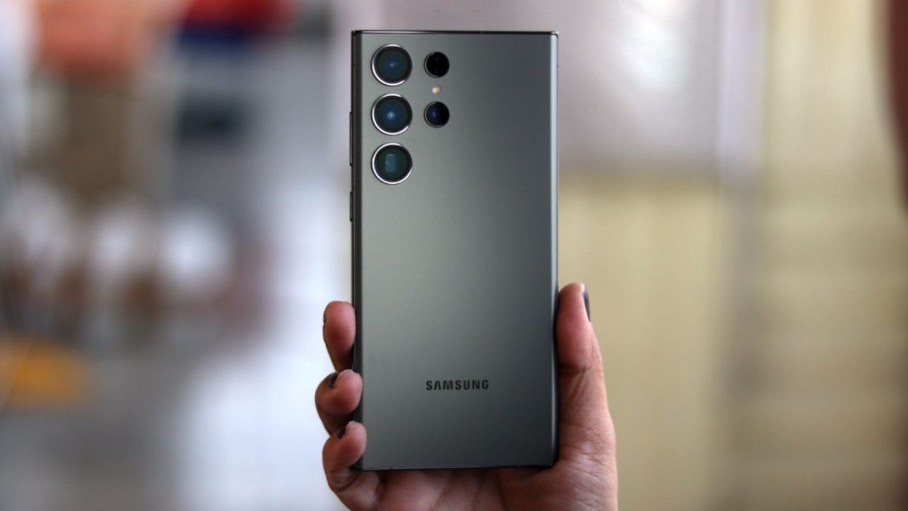 Samsung baş döndüren yeni teknolojiyi getiriyor! Galaxy S24 Ultra'da flaş özellik