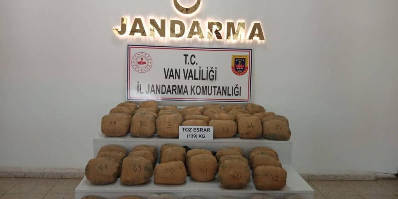 Van'da, 139 Kilo Esrar Ele Geçirildi