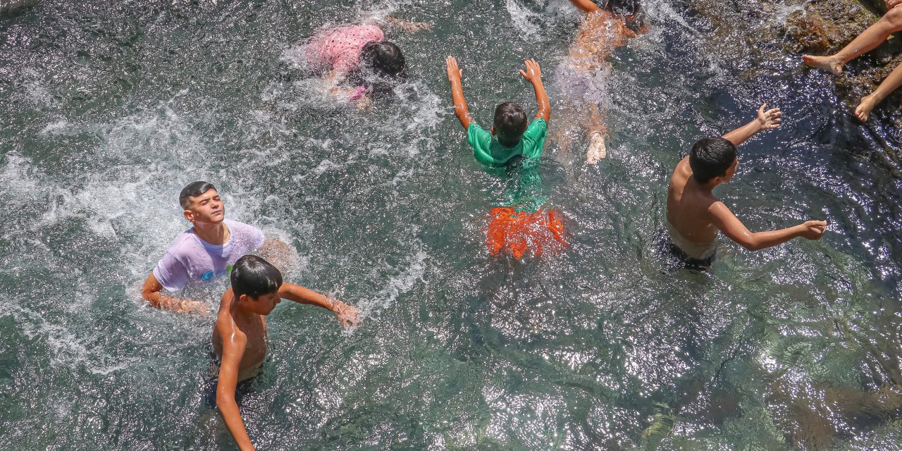 Diyarbakır’da Termometreler 45 Dereceyi Gösterdi; Meteoroloji 'Daha Da Artacak' Dedi