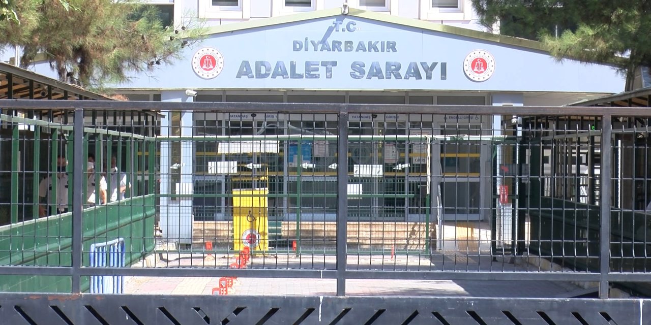 Eşini Ve Çocuğunu Darbedip Rehin Alan Şüpheli Tutuklandı