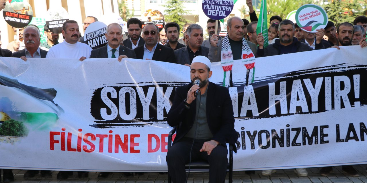 Van’da Cuma Namazı Çıkışı, İsrail Protestosu