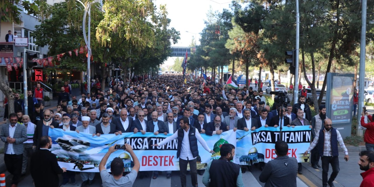 Diyarbakır’da İsrail'in Filistin Saldırıları Protesto Edildi