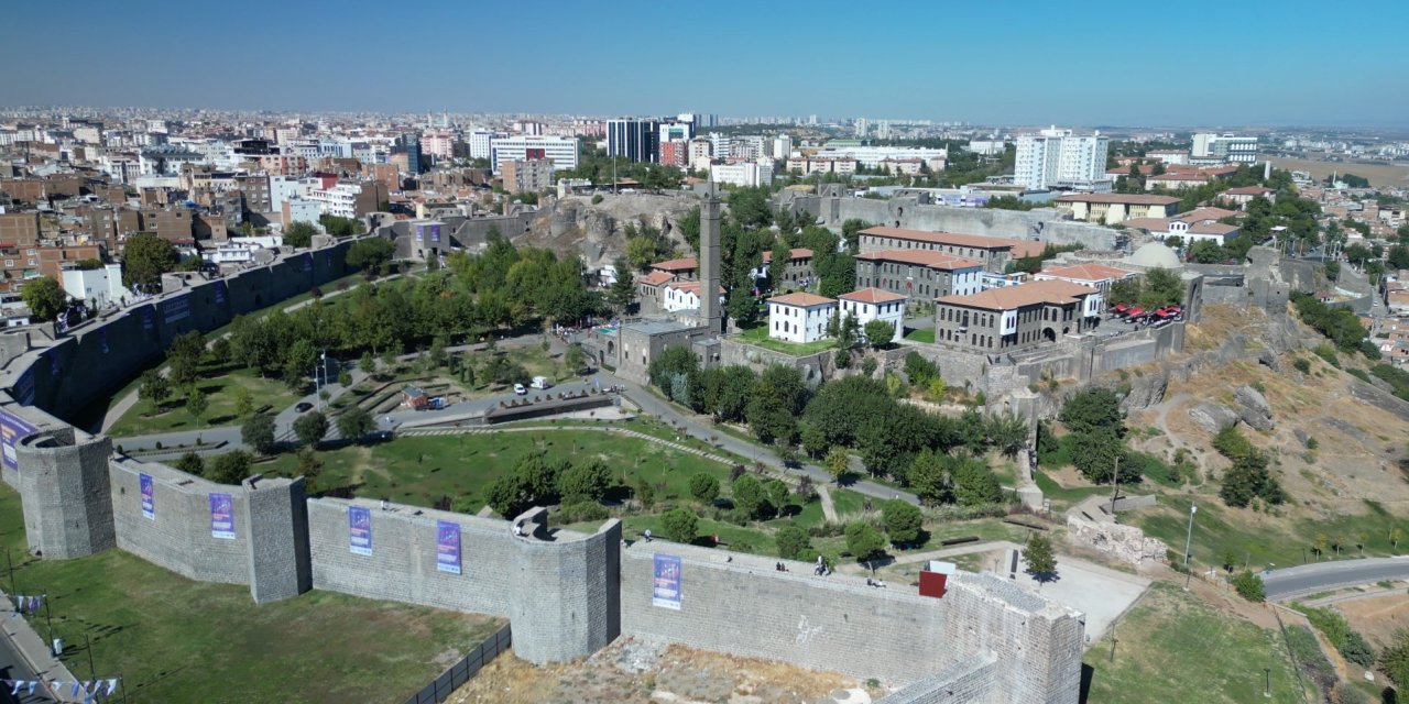 Diyarbakır’daki ‘Sur Kültür Yolu Festivali’nde, İçkale Müze Kompleksi Ziyaretçi Rekoru Kırdı