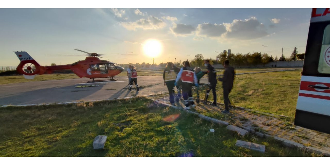 Muş'taki Hasta, Ambulans Helikoptere Van'a Ulaştırıldı