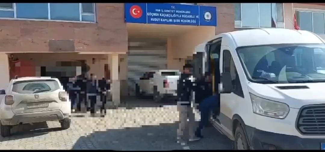 Van'da Göçmen Kaçakçılığı Operasyonunda 6 Tutuklama