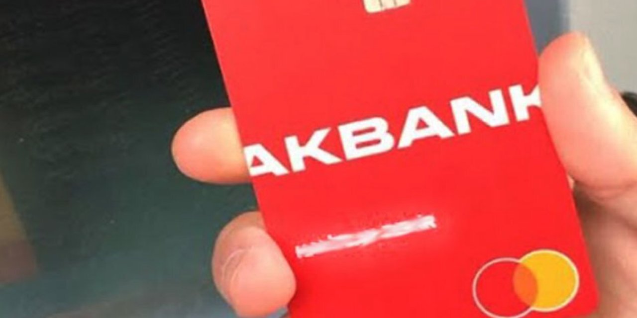 Akbank'tan rekor faiz! 300 bin TL üzeri mevduatlarda liderliği kaptırmıyor