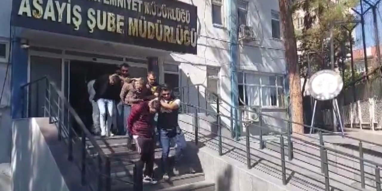 Diyarbakır Ve İzmir’de Dolandırıcılara ‘Makyaj’ Operasyonu: 8 Tutuklama