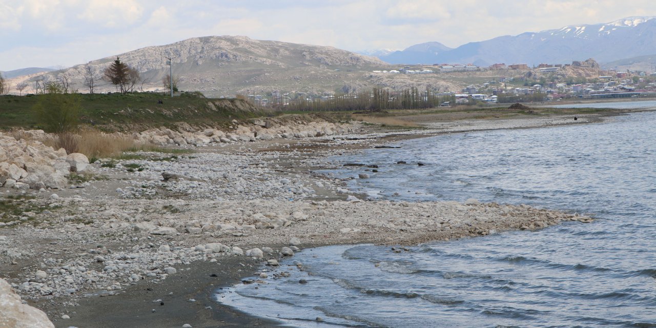 Van Gölü Havzası İçin Kuraklığa Karşı Önlem Çağrısı