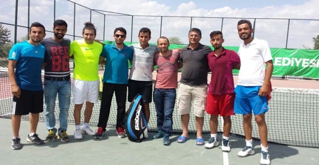 YYÜ'lü sporculardan bir başarı daha