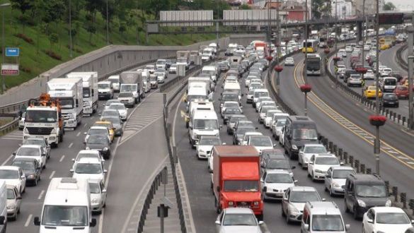 İstanbullular dikkat! İstanbul'da bugün bu yollar trafiğe kapatıldı