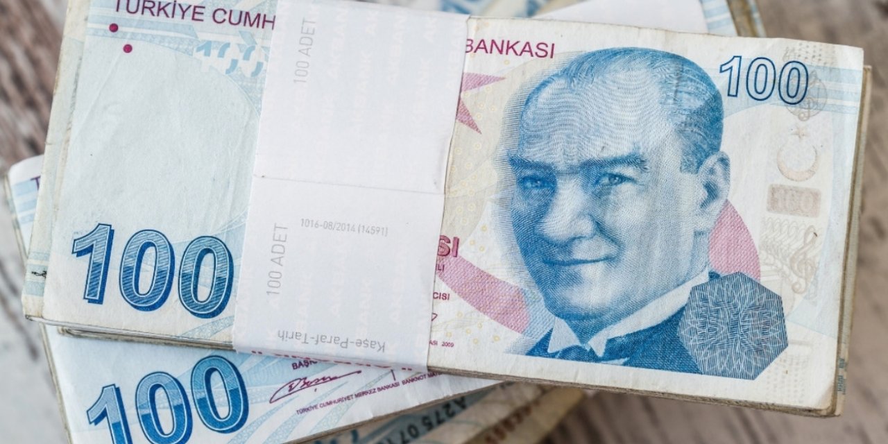 Halkbank'tan Hesap Sahiplerine 10.000 TL'ye Kadar Hızlı Kredi Fırsatı