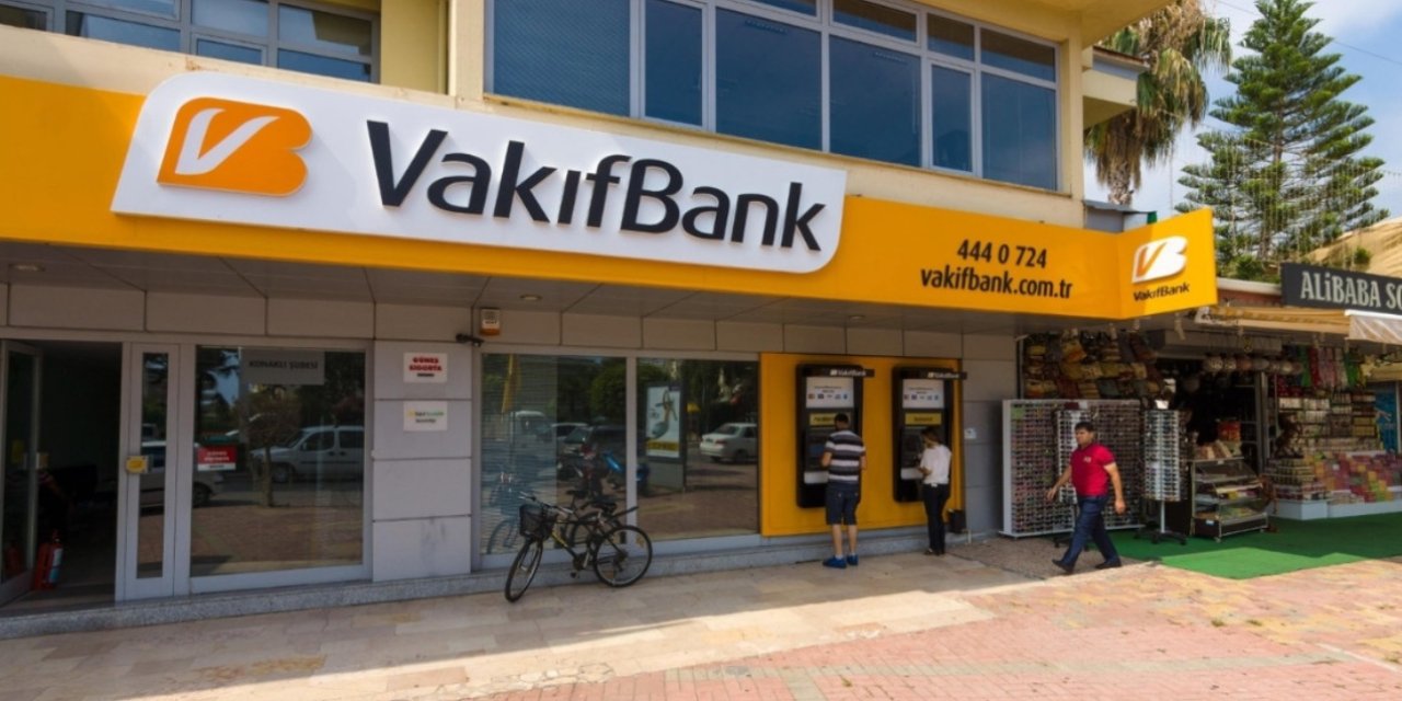 VakıfBank'tan Emeklilere Özel: SMS ile Anında 40.000 TL Kredi Fırsatı