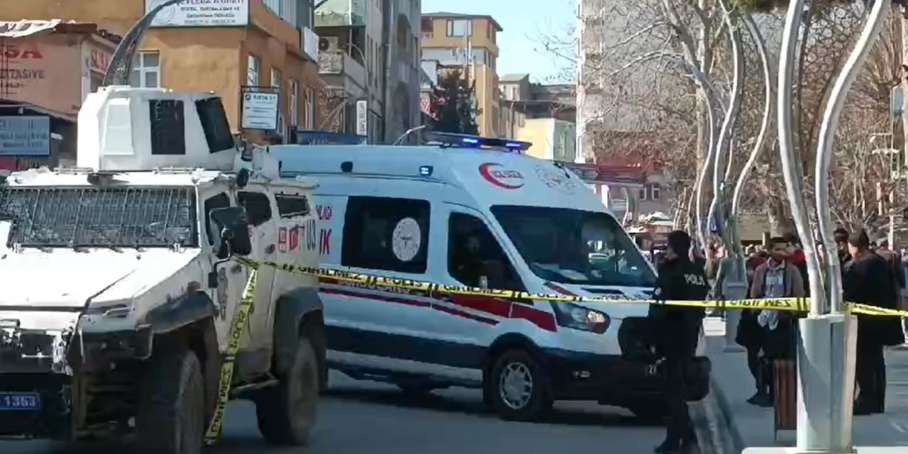 Diyarbakır’da Silahlı Kavgada 2’si Yoldan Geçen 3 Yaralı; Biri Spor Kulübü Başkanı