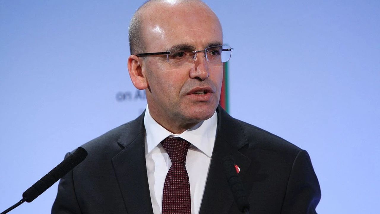 Mehmet Şimşek Emekli Maaşlarındaki Artışın Neden Gerçekleşmediğini Açıkladı