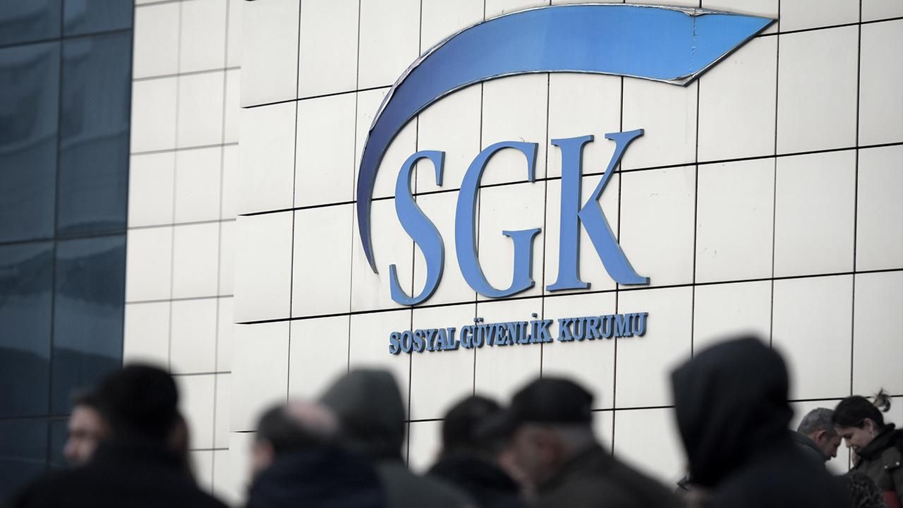 SGK'dan Emeklilere Destek: 3 Yıl İçin 50.000 TL Yardım