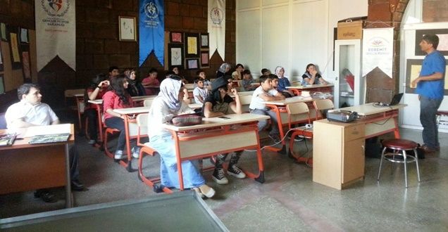 Van'da Madde Bağımlılığına İlişkin Bilgilendirme Semineri