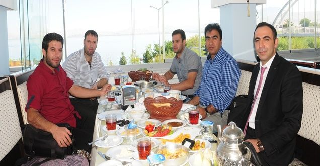 Van Kahvaltısı Derneği'nden Birlik ve Beraberlik Çağrısı