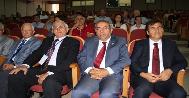 YYÜ'de Jeoloji Sempozyumu