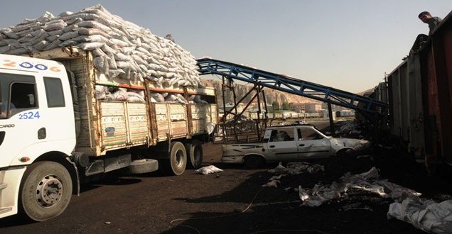 Van'da Kömür Yardımları Aralıksız Sürüyor