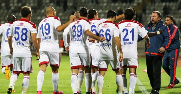 Medicana Sivasspor 2-2 Mersin İdmanyurdu maçının özeti!Yiğido 3 puana hasret