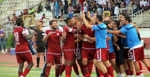 ÖZET|Elazığspor 1-0 Adanademirspor maçının özeti!Elazığspor zirveyi kaptı!