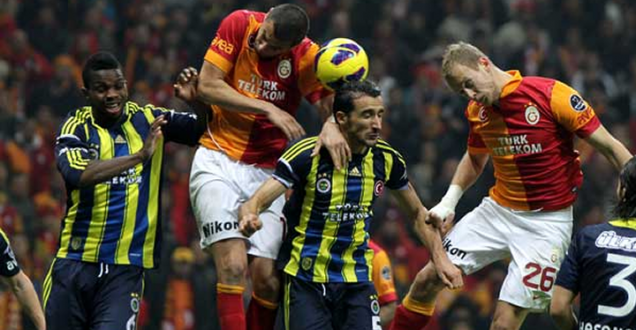 Fenerbahçe Galatasaray dev derbi maçı ne zaman hangi gün saat kaçta!Nefesler tutuldu