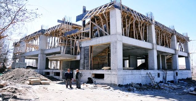 KURUBAŞ CAMİİ İNŞAATI HAYIRSEVERLERİN YARDIMINI BEKLİYOR - VAN HABERLERİ
