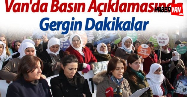 Van’da kadınlar katliamları protesto etti