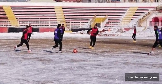 Van Büyükşehir Belediyespor Çatalca'ya hazır