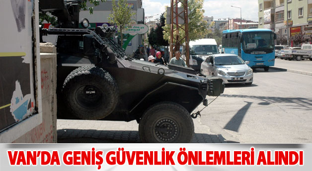 Van'da Yürüyüş Öncesi Geniş Güvenlik Önlemi