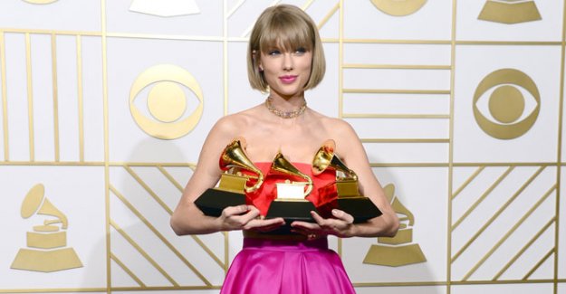Taylor Swift 3 ödülle Grammy'ye damga vurdu