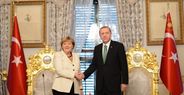 Erdoğan Merkel ile görüştü