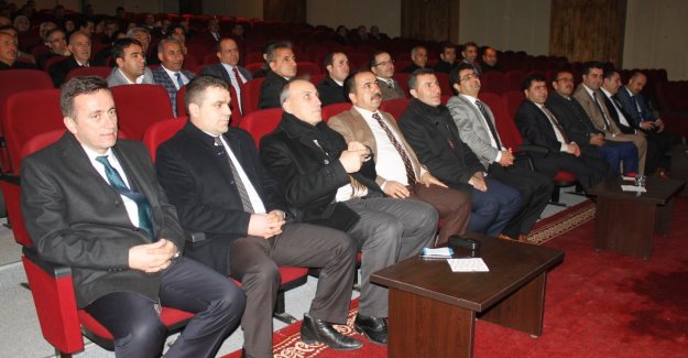 Van'da Eğitimde Yeni Paradigmalar konulu seminer