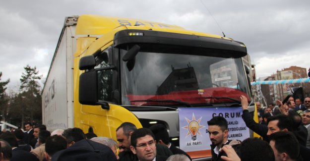 Van'a 1 Tır Yardım Gönderildi