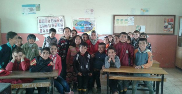 Van'da Çocuklar Giyinsin Kampanyası