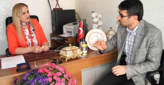 Van'da Kadın Muhtar Herkesin Gönlünde Taht Kurdu