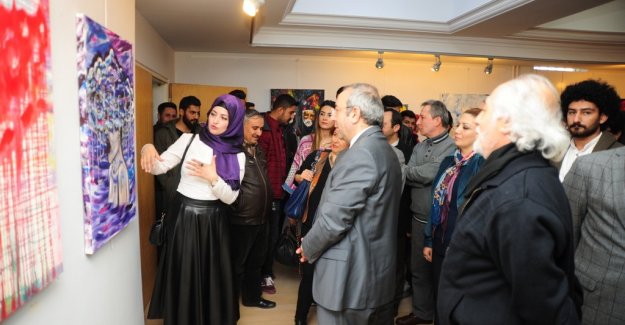 YYÜ'de Resim Sergisi