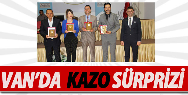 Ses Yarışmasında Kazo Sürprizi