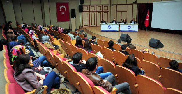 YYÜ'de Bir Dava Adamı Mehmet Akif Paneli