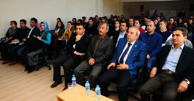 YYÜ'de Proje Döngüsü Eğitimi Semineri