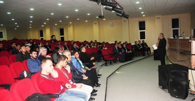 YYÜ'de Uluslararası Göçler ve Türkiye Konulu Panel