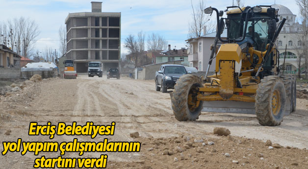 Erciş Belediyesi Yol Yapım Çalışmalarına Başladı