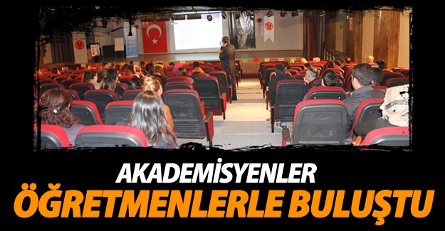 Van'da akdemisyenler öğretmenlerle buluştu