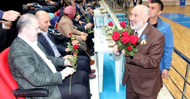 Van’da Kutlu Doğum Coşkusu
